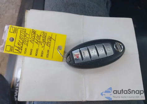 2017 Nissan Maxima 3.5 Platinum z USA, uszkodzony, nr VIN 1N4AA6AP0HC419935